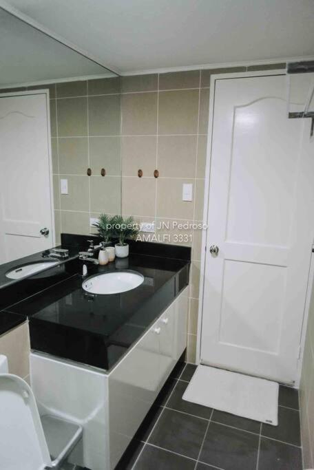 Work-Friendly Mountain-View Condo Near Sm Seaside Cebu Luaran gambar